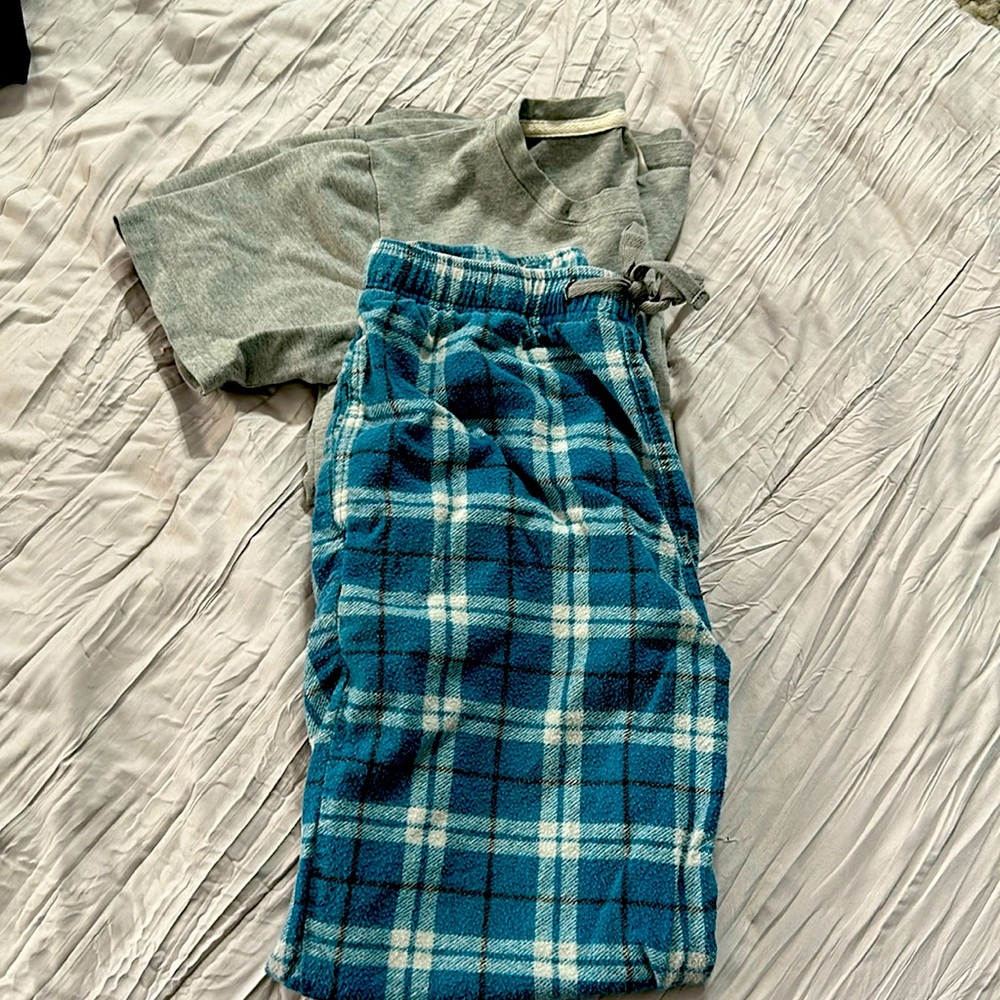 Boys Lands’ End sleep set
